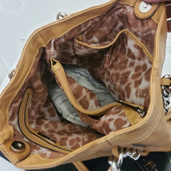 B.Makowsky Vachetta Addison Leather Tote, Stylish, Silvertone Accents - Picture 11 of 12